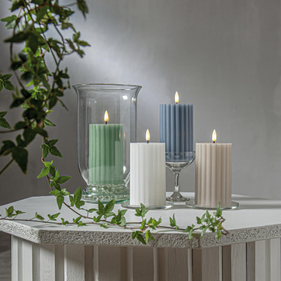 Star Trading LED-Echtwachskerzen, Flamme Stripe, 1 warmweiße flackernde LED, weiß