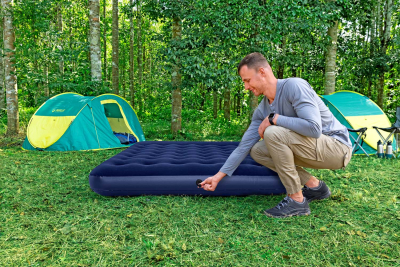 Bestway Doppelluftbett mit integrierter Fußpumpe 203 x 152 x 28 cm