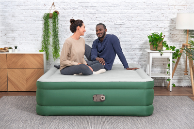 Bestway Toughlite TPU-Doppelluftbett mit integrierter Elektropumpe 203 x 152 x 46 cm